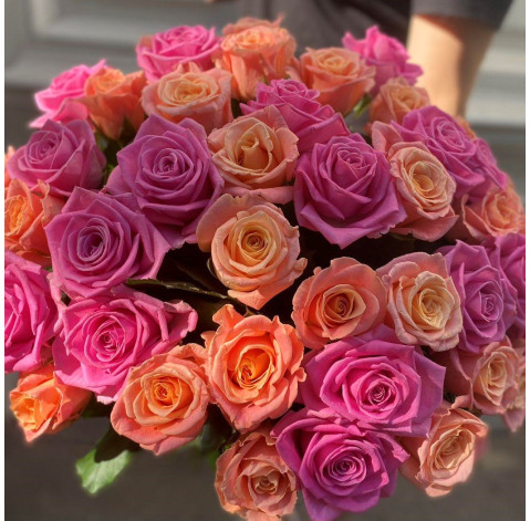 Букет 43 розы микс 3 доставка цветов