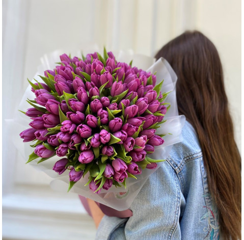 Букет 101 тюльпан 1 доставка квітів