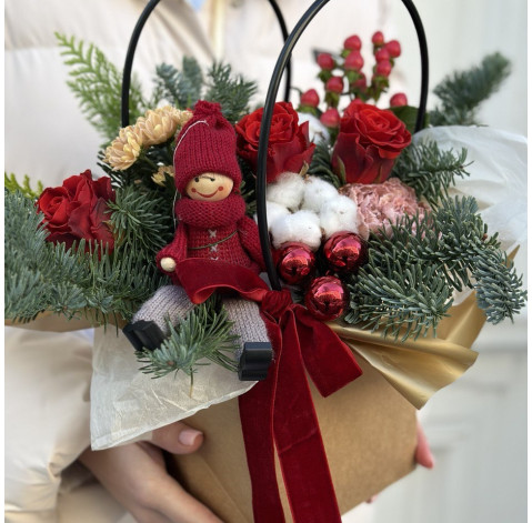 Композиція Новорічний настрій 2 доставка квітів