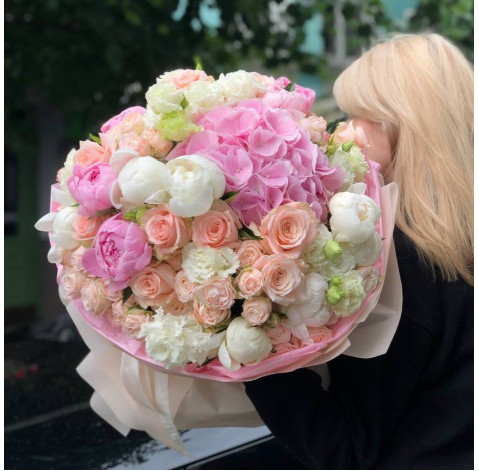 Bouquet Sputnik 3 Flower delivery