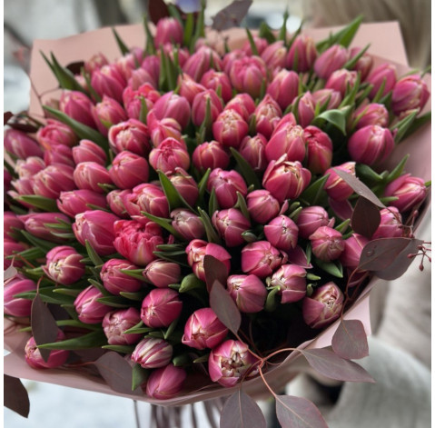 Букет 101 тюльпан Коламбус 3 доставка цветов