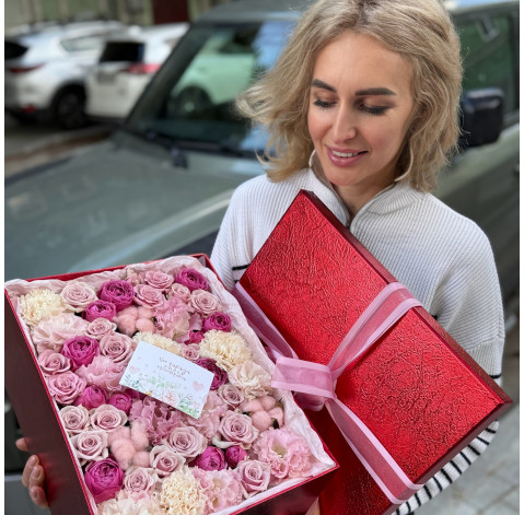 Цветочный бокс доставка цветов Цветочный бокс 2 доставка цветов