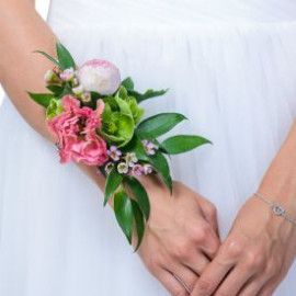 Весільний браслет доставка квітів Весільний браслет доставка квітів