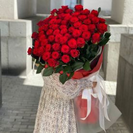 Букет З 63 троянд доставка квітів