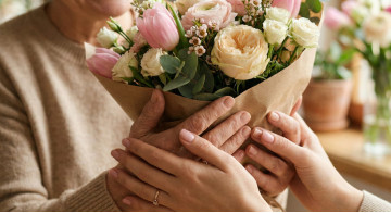 Ідеальні квіти для мами на 8 березня: Як подарувати вдячність