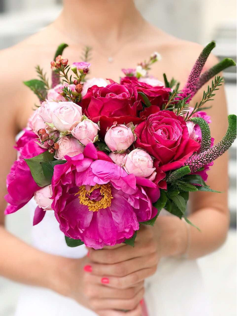 Оригінальний весільний букет квітів нареченої 2019-2020 років
