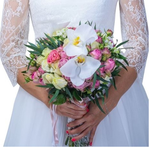 Faina 2 Flower delivery