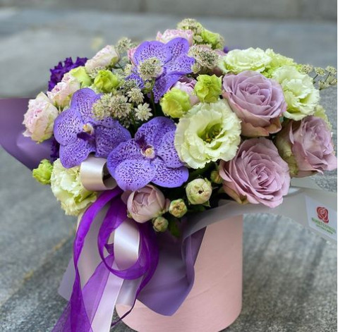 Квіткова композиція Літній вечір 2 доставка квітів