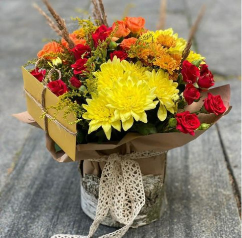 Квіткова композиція Мед та кориця 1 доставка квітів