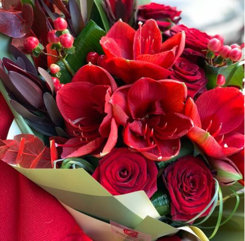 Букет Вогняна весна 3 доставка квітів