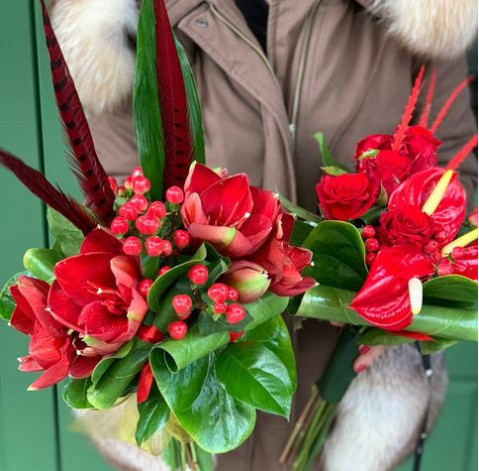 Букет Рубінова пристрасть 3 доставка квітів