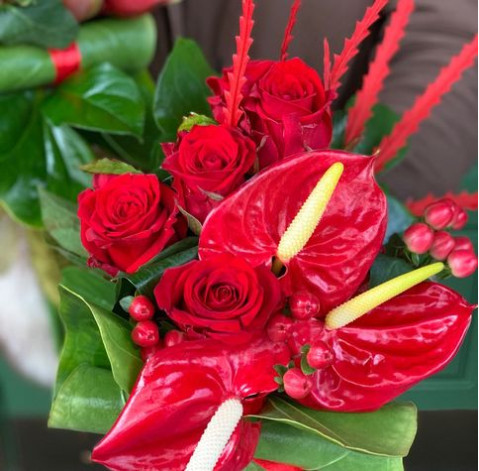 Букет Вогняна емоція 2 доставка квітів