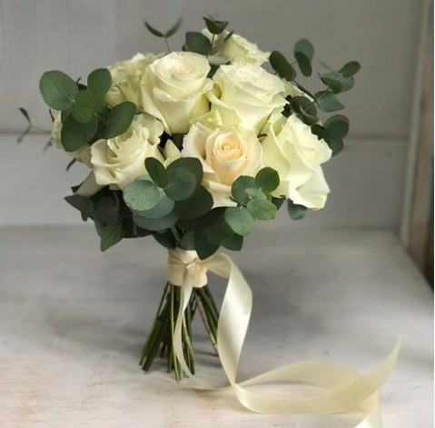 Bouquet White openwork 4 Flower delivery