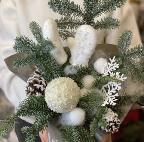 New Year's composition Silver Flower delivery New Year's composition Silver 2 Flower delivery
