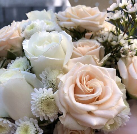 Квіткова композиція Символ ніжності 4 доставка квітів