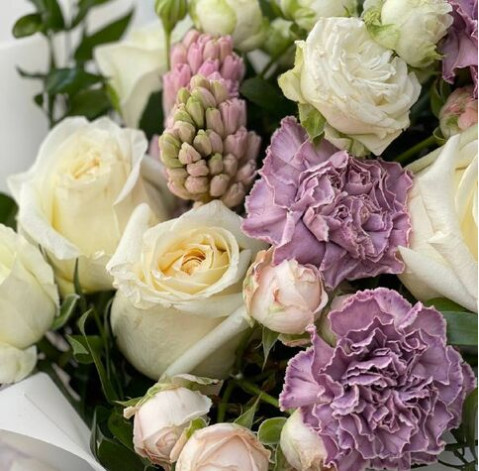 Букет Перший аромат 3 доставка квітів