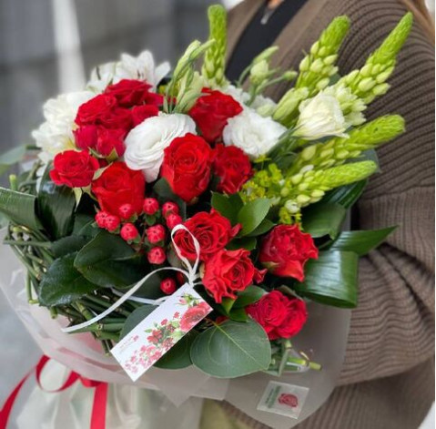 Букет Алий вітер 2 доставка квітів