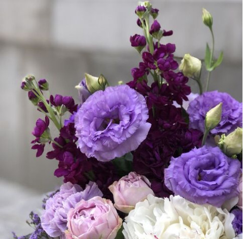 Квіткова композиція Фіолетовий настрій 3 доставка квітів