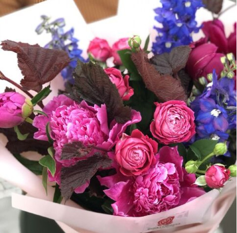 Букет Малинові зірки 3 доставка квітів