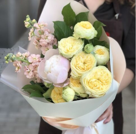 Букет Сонячний серпанок 2 доставка квітів