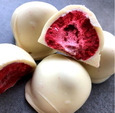 Клубника в белом шоколаде 1 доставка цветов