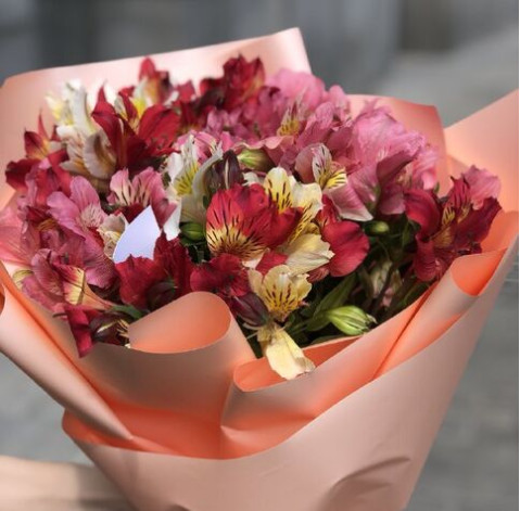 Букет З 11 альстромерій 3 доставка квітів