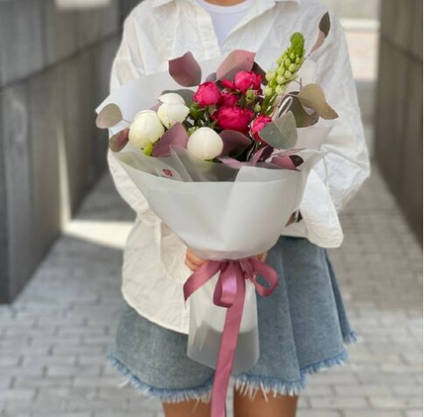 Букет Вишнева роса 2 доставка квітів