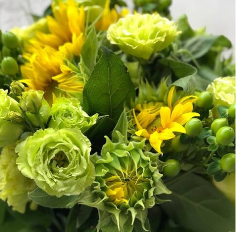 Букет Зеленый подсолнух 5 доставка цветов