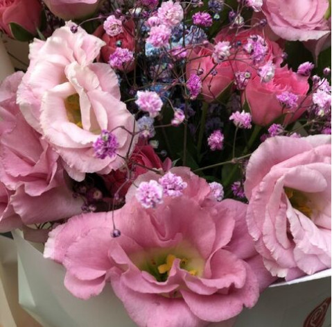 Букет Розы и эустомы 3 доставка цветов