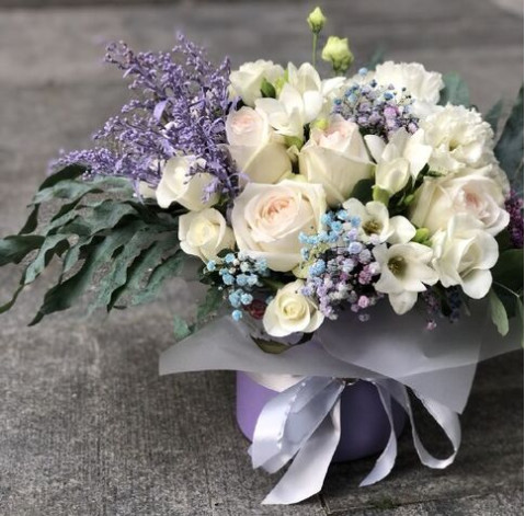 Квіткова композиція Білий танець 3 доставка квітів