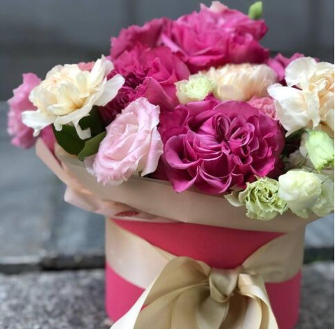 Квіткова композиція Перший спогад 2 доставка квітів