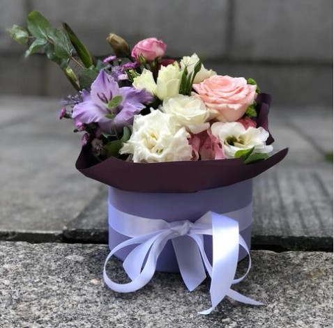 Квіткова композиція Чудо 2 доставка квітів
