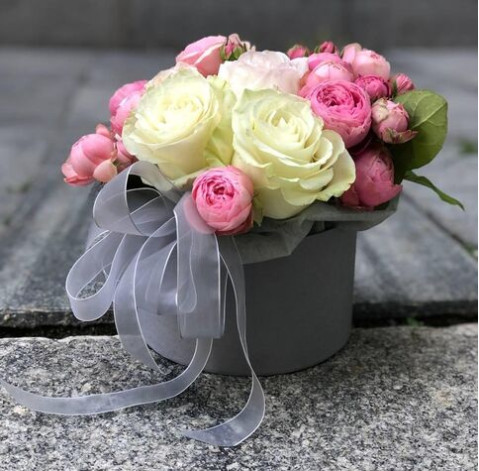 Квіткова композиція Витончений комплімент 3 доставка квітів