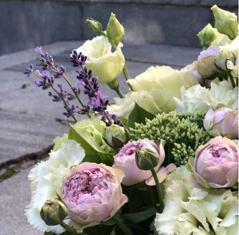 Квіткова композиція Лісова німфа 3 доставка квітів