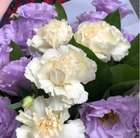 Букет Фіолетовий блиск 4 доставка квітів