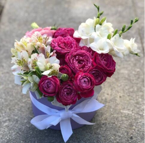 Квіткова композиція Мелодія серця 2 доставка квітів