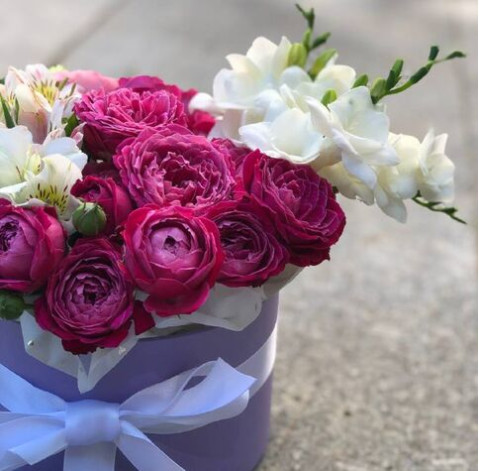 Квіткова композиція Мелодія серця 3 доставка квітів