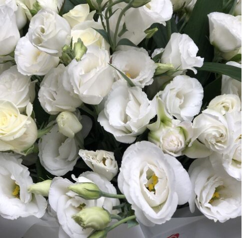 Букет Білосніжний мікс 4 доставка квітів