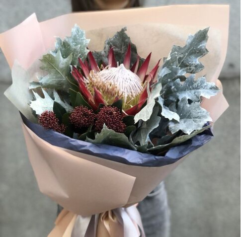 Bouquet Royal Protea 2 Flower delivery
