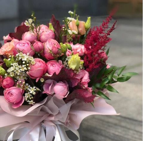 Квіткова композиція Шепіт серця 4 доставка квітів