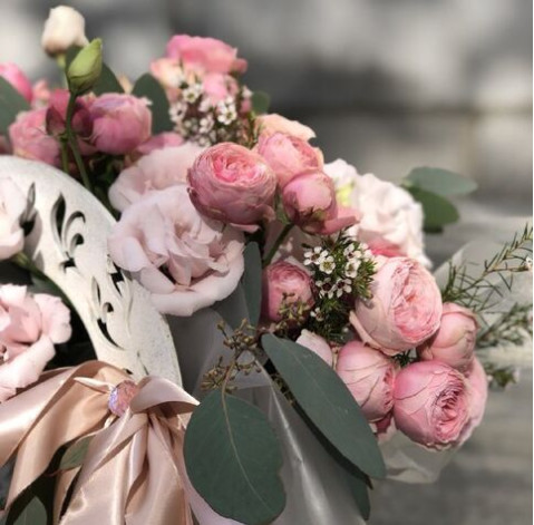 Квіткова композиція У мріях 4 доставка квітів