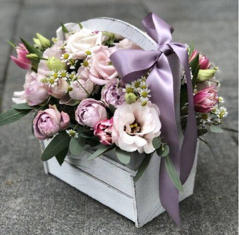 Flower arrangement Violets 3 Flower delivery