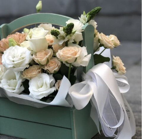 Квіткова композиція Чудова мить 5 доставка квітів