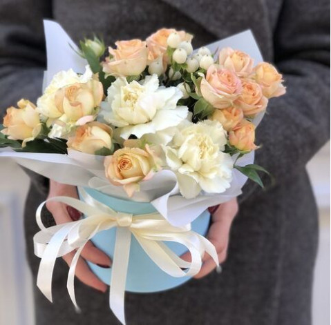 Квіткова композиція Витонченість 2 доставка квітів