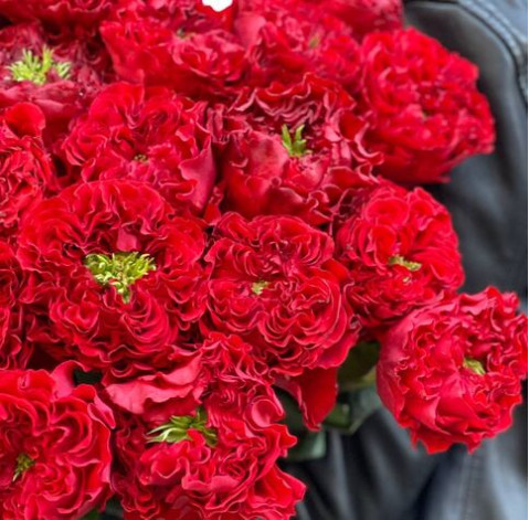 Букет 25 троянд Ред Ай 3 доставка квітів