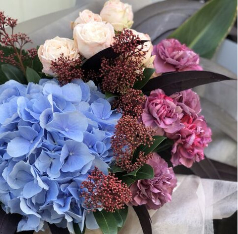 Букет Сливовий кристал 5 доставка квітів