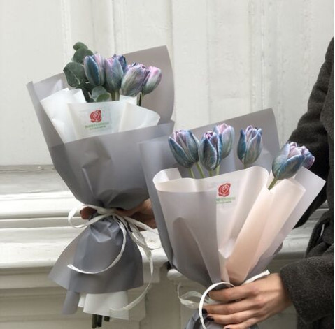 Букет 7 тюльпанів Містик 3 доставка квітів