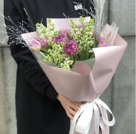 Букет тюльпаны и сирень 2 доставка цветов