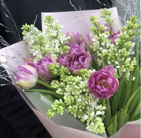 Букет тюльпаны и сирень 4 доставка цветов