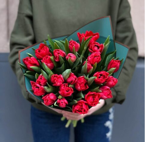 Тюльпан пионовидный красный 3 доставка цветов